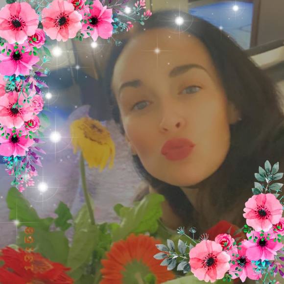 Profile Picture of Alina Kuperman (@alinaslava) on Poshmark