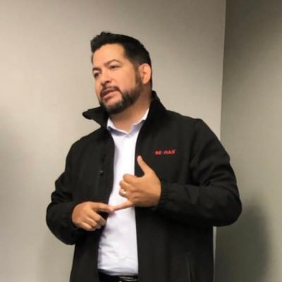 Profile Picture of Mike Campos (@210agent) on Twitter