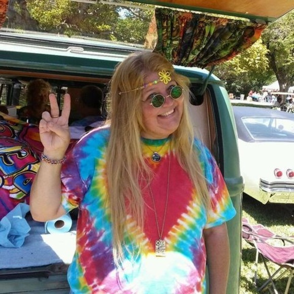 Profile Picture of Lisa Mane (@tyedyemom421) on Poshmark