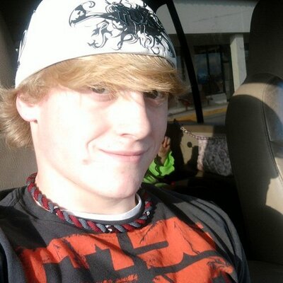 Profile Picture of Evan Shaver (@evanshaver) on Twitter