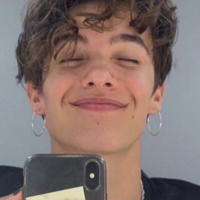 Profile Picture of Q U I N T O N (@cloudy..q.u.i.n.t.o.n) on Tiktok