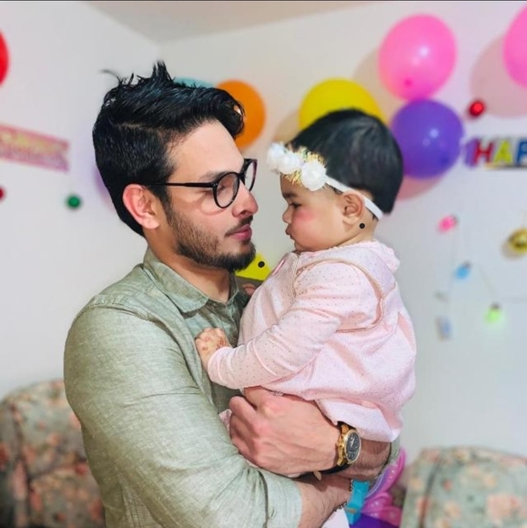 Profile Picture of Junaid Malik (@junaidmalik_jf) on Poshmark