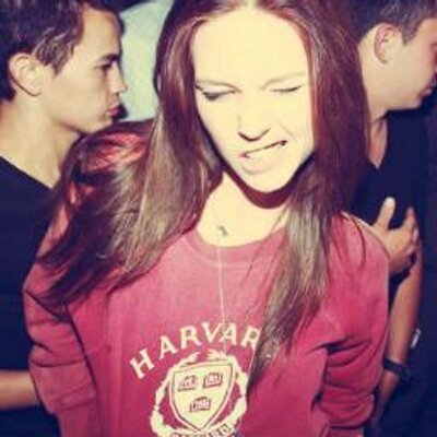 Profile Picture of ♀OnFireஐ (@DaveChace_) on Twitter