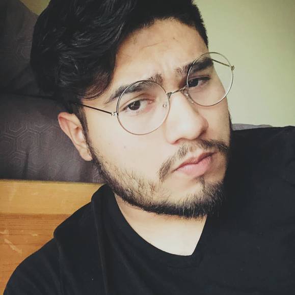 Profile Picture of Jonathan Lainez (@jonathanlainez) on Poshmark