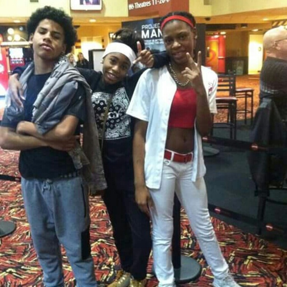 Janeila Butts - Poshmark Profile Picture of Janeila Butts (@janeila1122) on Poshmark