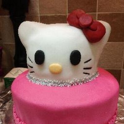 Profile Picture of Ed-Bakes (@EdBakesCakes) on Twitter