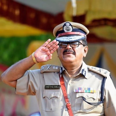 Profile Picture of ASHUTOSH SHUKLA IPS (@shuklaips) on Twitter