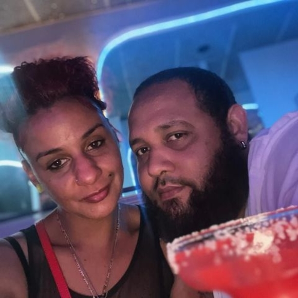 Profile Picture of Lorenzo Rosario c (@lorenzorosar541) on Poshmark