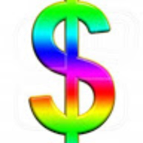 Profile Picture of Halima Pearson (@hpearson1978) on Poshmark