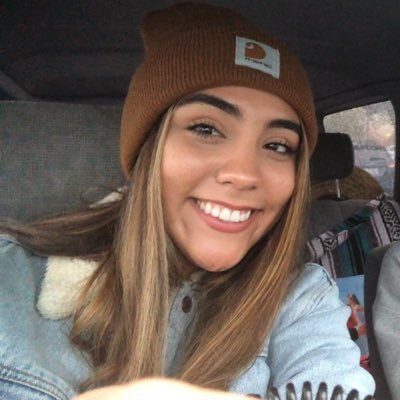 Profile Picture of Isabella Alvarez (@isabella_03_11) on Twitter