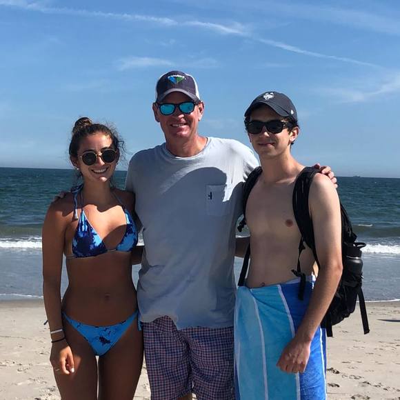 Profile Picture of Andy Dehler (@andydehler) on Poshmark