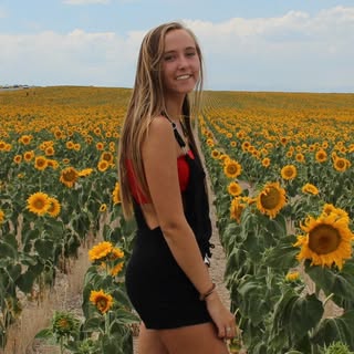 Profile Picture of A s h l e y  K n a p p (@ashley_knapp) on Instagram