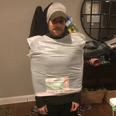 Profile Picture of Jay Slater (@TheRealAuthorJ) on Twitter