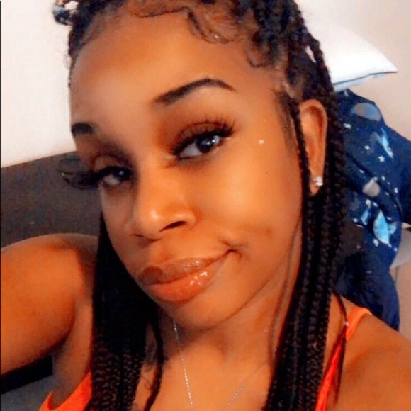 Profile Picture of Tonya Teague (@cedricgoodwin85) on Poshmark