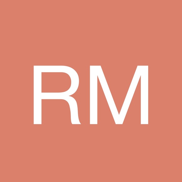 Profile Picture of Racheal Moore (@rmoore529) on Poshmark