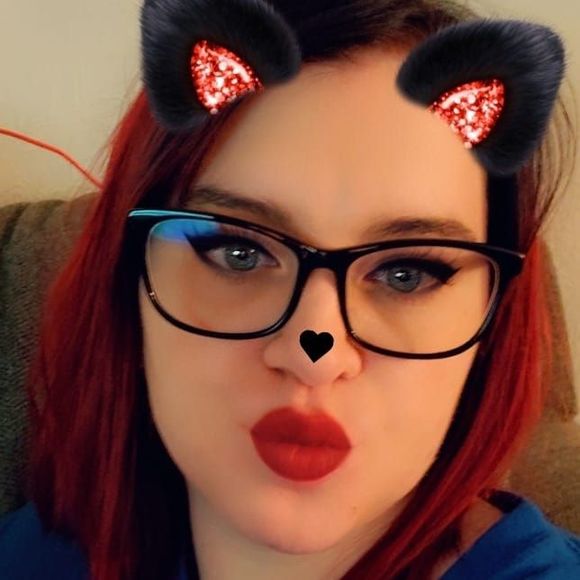 Profile Picture of Ashley Perrigan (@ashmo_824) on Poshmark