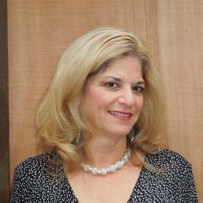 Profile Picture of Lorraine Siena Reid (@MKMMALSR) on Twitter