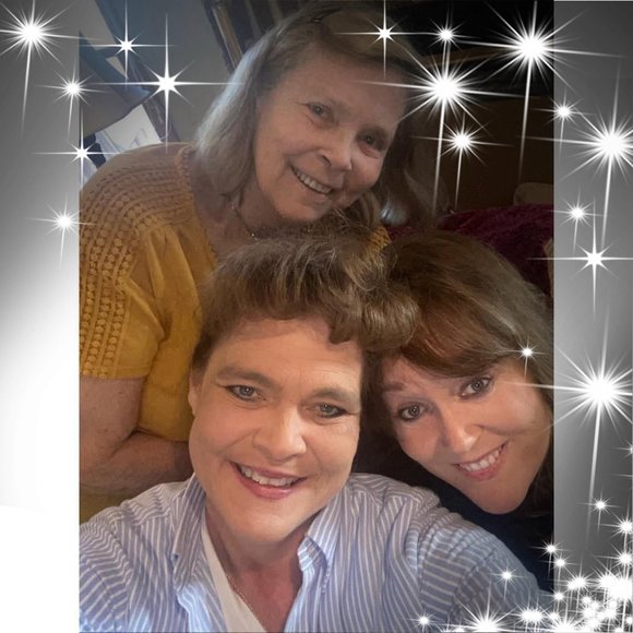Profile Picture of Trysh Reitmeier droze (@tryshd) on Poshmark