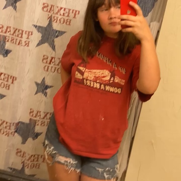 Profile Picture of Anabelle Yanish (@anabelle_y0902) on Poshmark