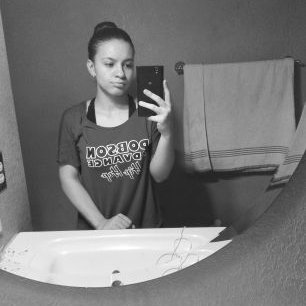 Iris Casiano - Twitter Profile Picture of Iris Casiano (@iris_casi3) on Twitter