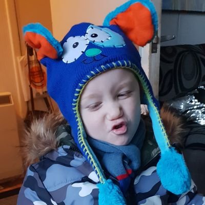 Profile Picture of Lynne Holden (@lhold79) on Twitter