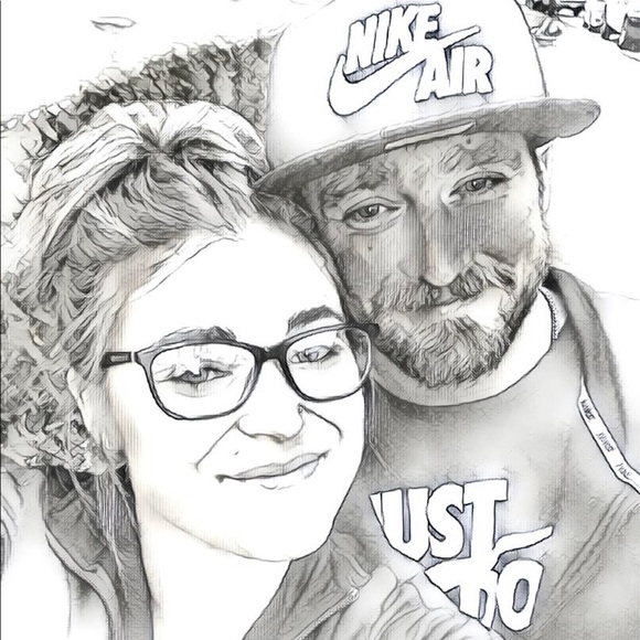 Profile Picture of Leann Slayback (@leannslayback) on Poshmark