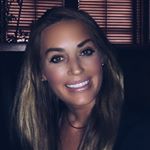 Profile Picture of Melissa Low Morey (@melissalowmorey) on Instagram