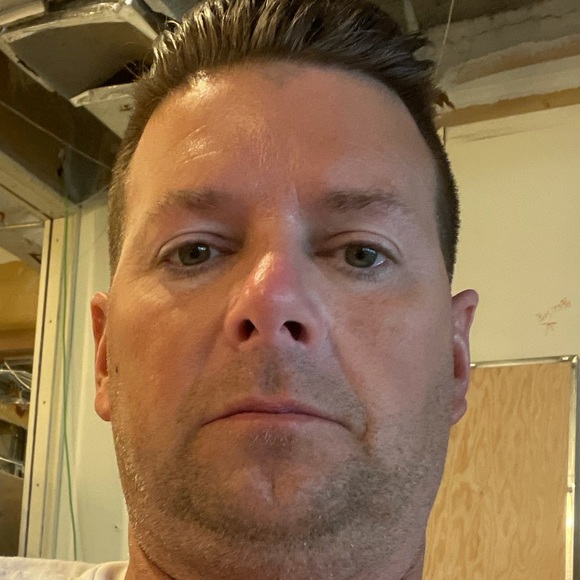 Profile Picture of Shawn Atkins (@shawnatkins1) on Poshmark