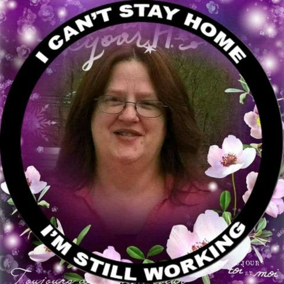 Kathy Snedegar - Poshmark Profile Picture of Kathy Snedegar (@snedegar2) on Poshmark