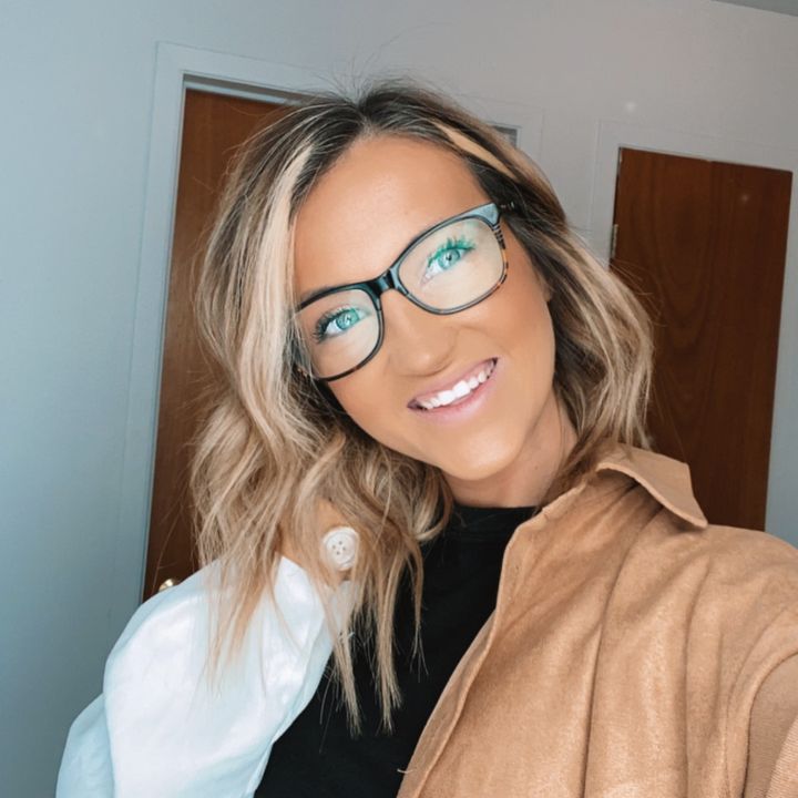 Profile Picture of Kristen Sutherland (@kris_sutherland) on Tiktok