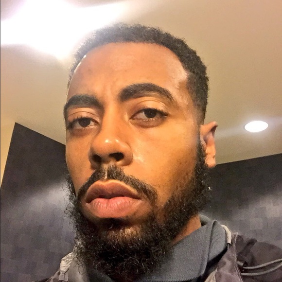 Profile Picture of Patrick Douglas (@pdinhd) on Poshmark