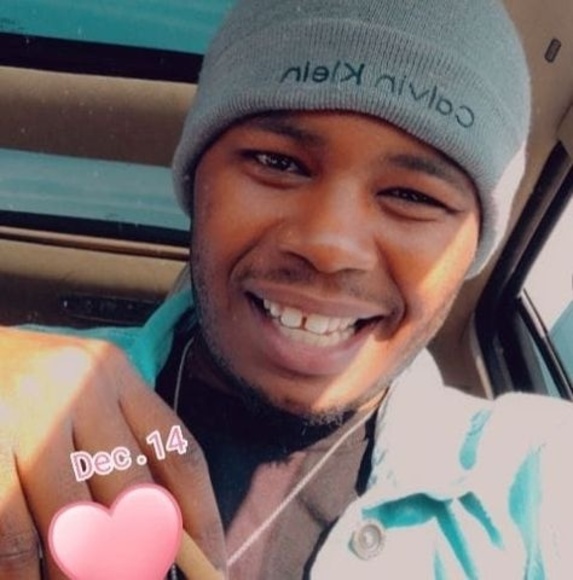 Profile Picture of Markell Minter (@markellminter) on Poshmark