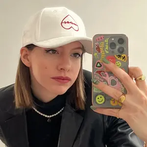 Profile Picture of Camilla Clemente (@@camillaclemente) on Tiktok