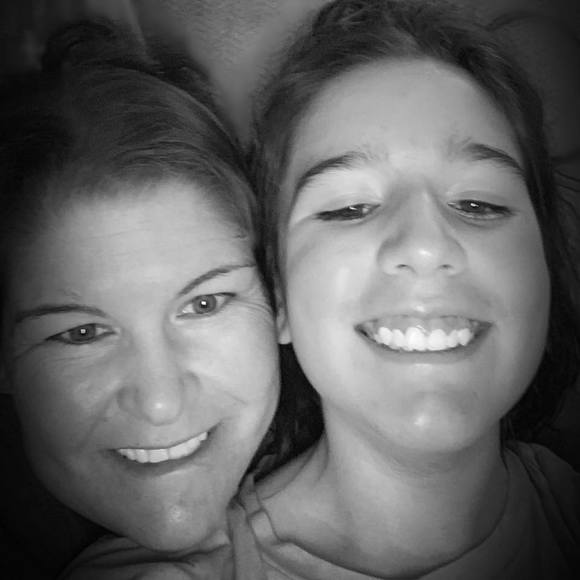 Profile Picture of Buffy Hale carter (@blc09983) on Poshmark