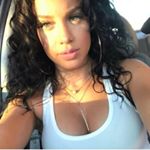 Profile Picture of Alice Velez (@alicevelez_) on Instagram