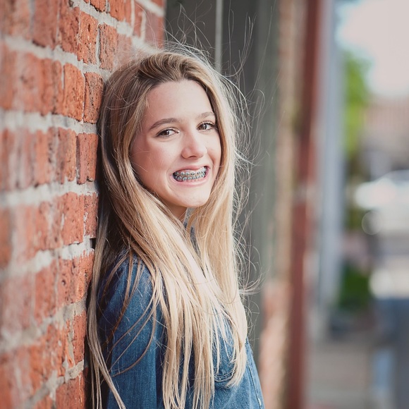 Ava Warrington - Poshmark Profile Picture of Ava Warrington (@ava_warrington) on Poshmark