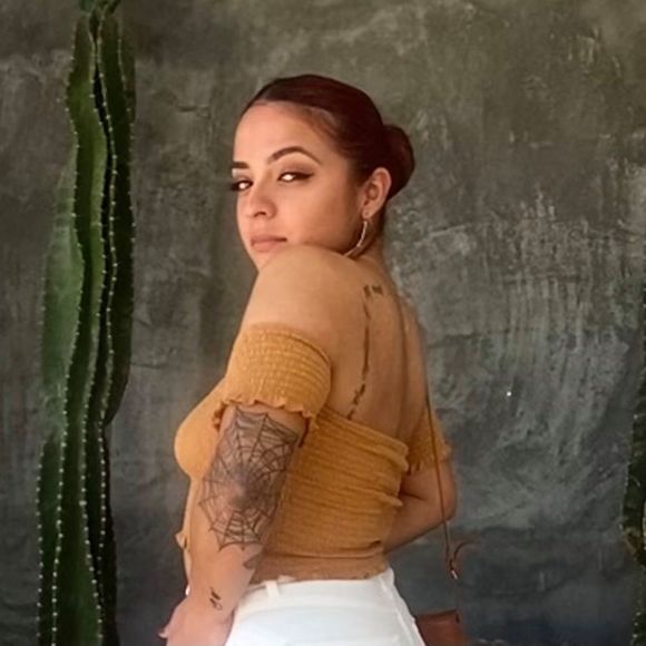 Profile Picture of Lua Michelle (@lightninglua) on Poshmark