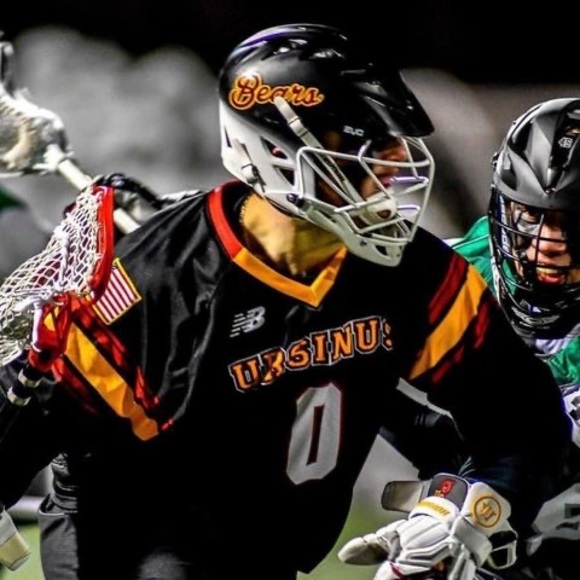 Profile Picture of Eric Bauer (@ericbauer552) on Poshmark