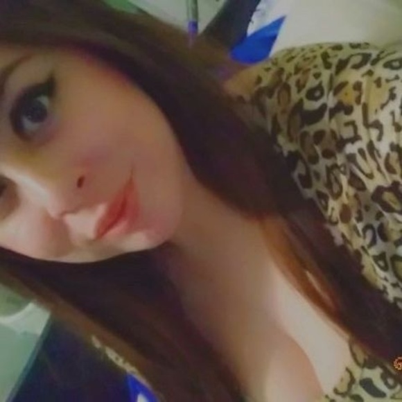 Profile Picture of Jessica Glover (@bossbabbby789) on Poshmark