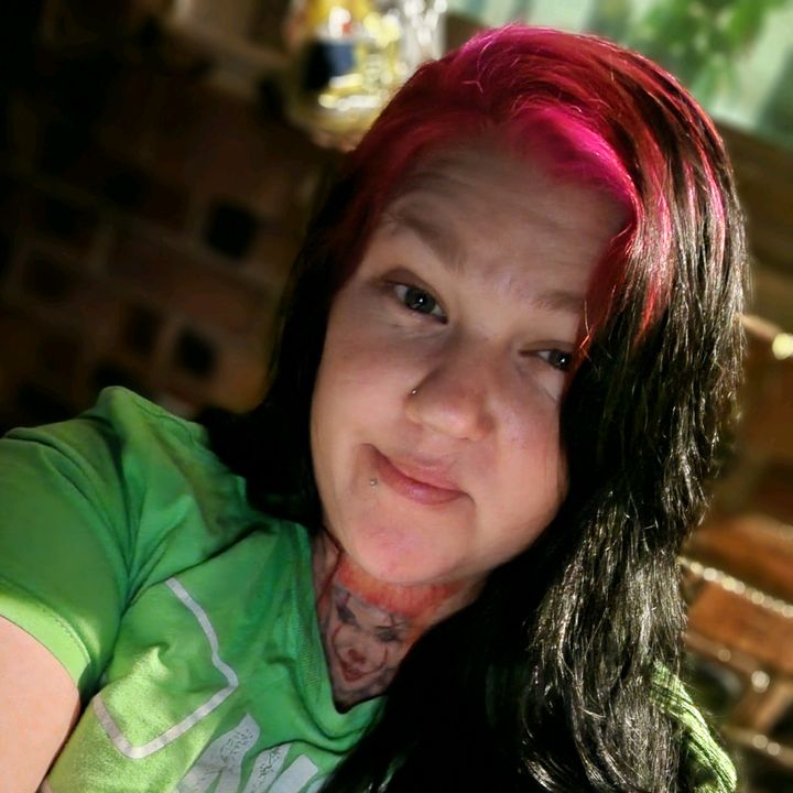 Profile Picture of Tracie Grace (@traciemiera) on Tiktok