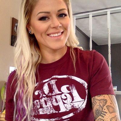 Profile Picture of Jessica Singleton (@GlamFit_Jessica) on Twitter
