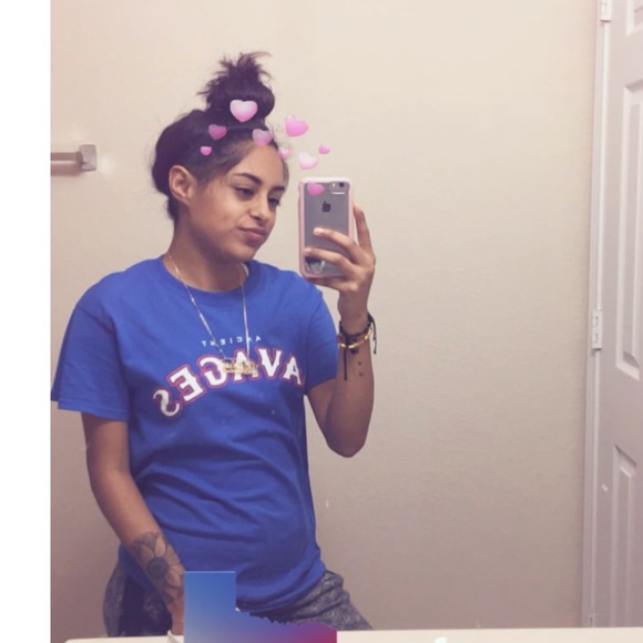 Profile Picture of Dalilah Losoya (@dalilah98) on Poshmark