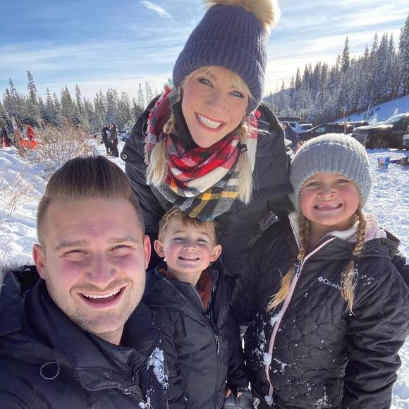 Ashley Warneking - Poshmark Profile Picture of Ashley Warneking (@ashleywarneking) on Poshmark