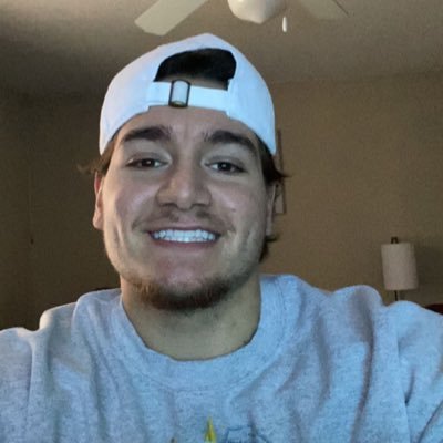 Profile Picture of AIC (@AndrewCavender7) on Twitter