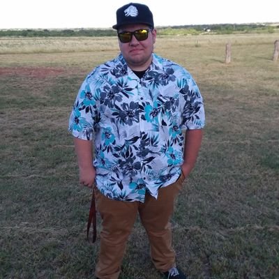 Profile Picture of Lemon Lari (@seanlarimore) on Twitter