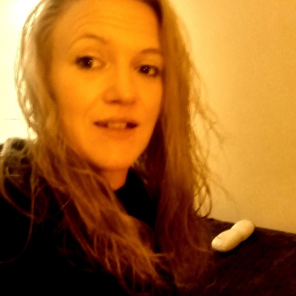 Profile Picture of Britt Stroops (@brittc0690) on Poshmark