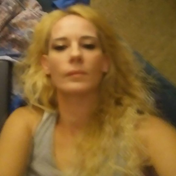 Profile Picture of Jennifer Blevins (@jennjenn38) on Poshmark