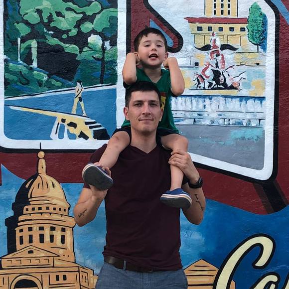 Profile Picture of Robert Faust (@robertfaust) on Poshmark