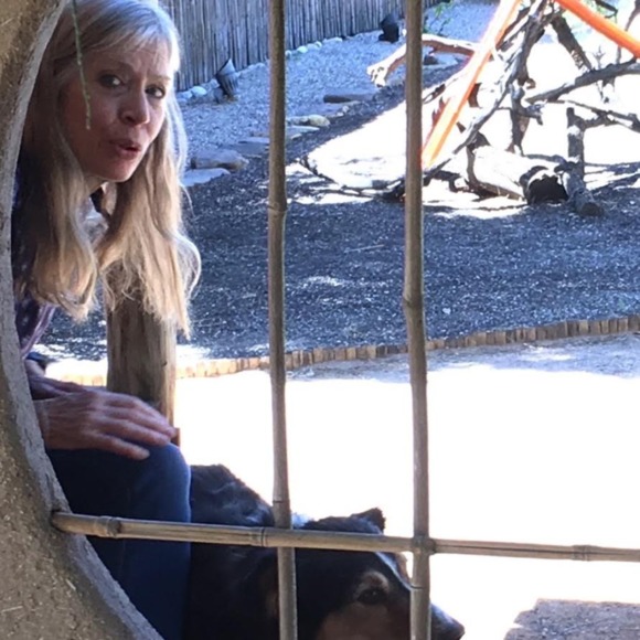 Lucy Cornwell - Poshmark Profile Picture of Lucy Cornwell (@crownwellborn) on Poshmark