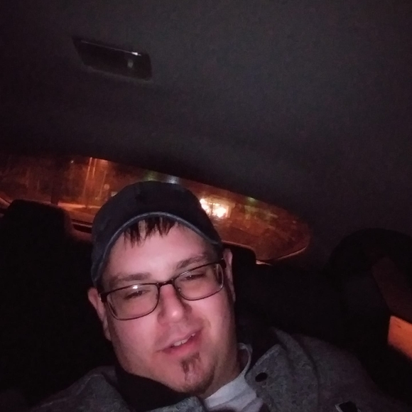 Profile Picture of Mike Barr (@mikebarr718) on Poshmark
